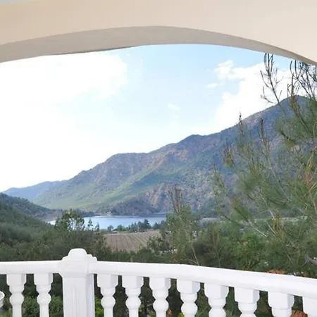 Shark With Amazing Lake View And Pool * Akkaya (Aegean)